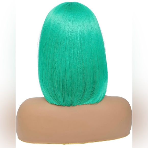 14” Green Straight Bob with Bangs Heat Resistant Synthetic Wig Cosplay Anime NEW - Picture 4 of 9